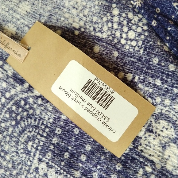 The Revival Lani California bandana v neck crop - Picture 7 of 8